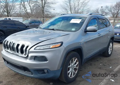 2015 Jeep Cherokee Latitude z USA, uszkodzony, nr VIN 1C4PJMCB9FW687310